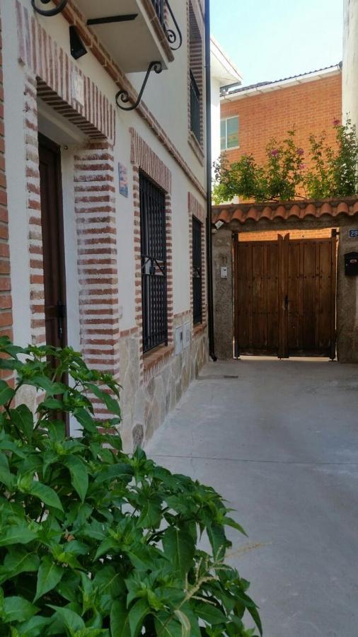 La Plazuela Navaluenga Villa Exteriör bild